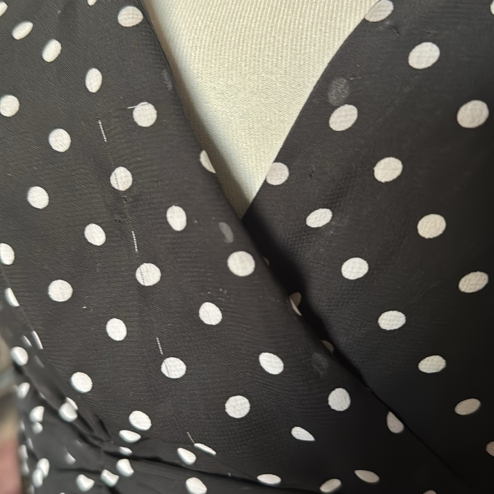 Vintage Polka Dot Sleeveless v neck Dress - Picture 6 of 6